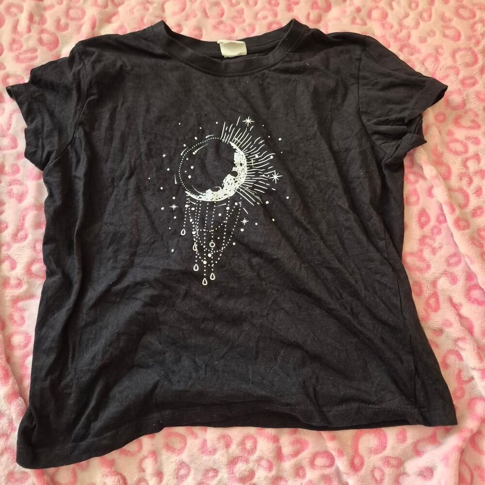 Unbranded Women's Black and White T-shirt